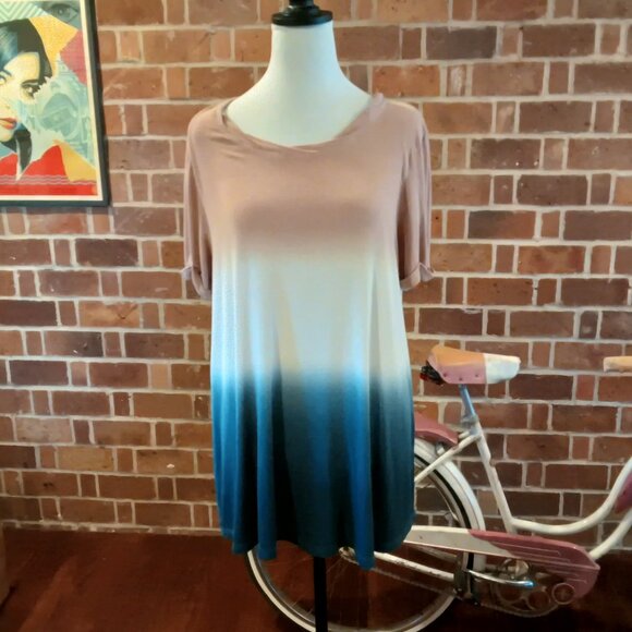 Womens π· OS Dusty Rose - White And Blue Color Bleed Short Sleeve Stretch Top π - Picture 3 of 10